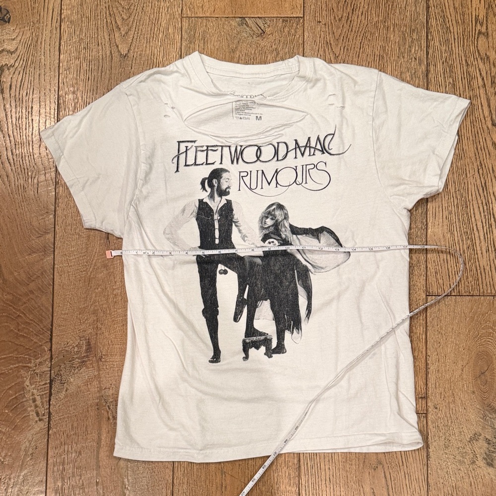 Fleetwood Mac Rumours Graphic Tee - White Short Sleeve vintage band t-shirt - Picture 2 of 4